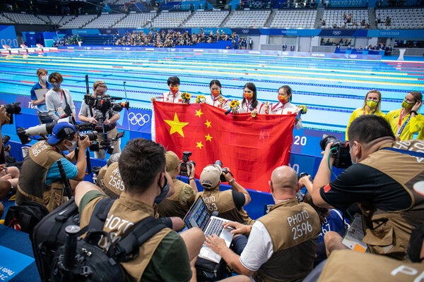 战平卢戈队